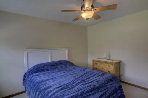 Bedroom - 3900 Henry St, Jackson, MI 49203 photo 9 of 21
