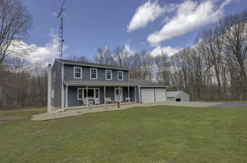 Exterior - 3900 Henry St, Jackson, MI 49203 photo 7 of 21