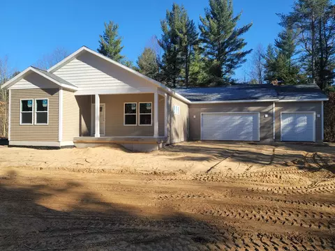3118 W Lakewood Rd, Whitehall, MI 49461