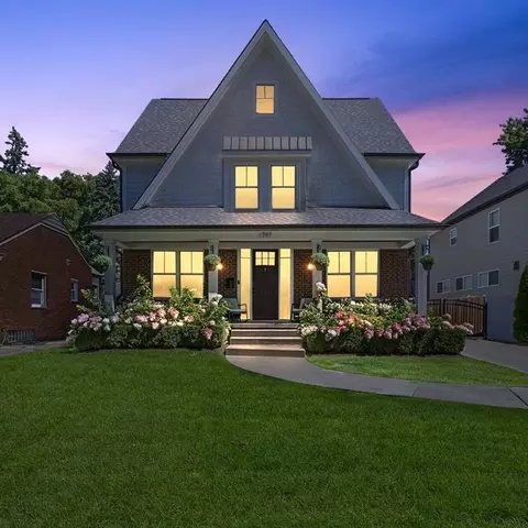 1797 Shipman Blvd, Birmingham, MI 48009