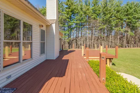 Exterior - 2410 N Hacker Rd, Howell, MI 48855 photo 9 of 13