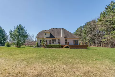 Exterior - 2410 N Hacker Rd, Howell, MI 48855 photo 4 of 13