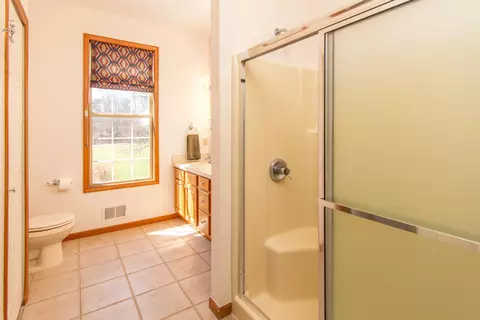 Bath - 2410 N Hacker Rd, Howell, MI 48855 photo 1 of 3