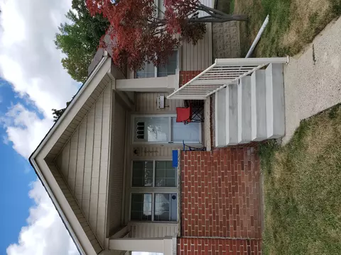 8217 Essex Ave, Warren, MI 48089