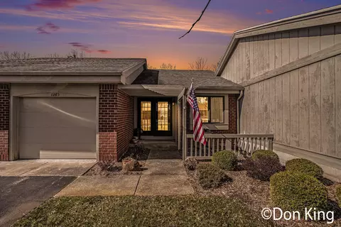 1285 Suncrest Dr NE, Grand Rapids, MI 49525