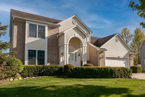 3148 Falcon Ct, Ann Arbor, MI 48105