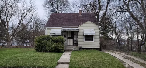 281 Hughes Ave, Pontiac, MI 48341