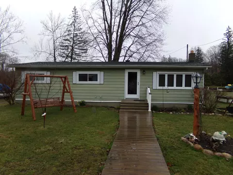 5437 Circle Dr, Reading, MI 49274 photo 2