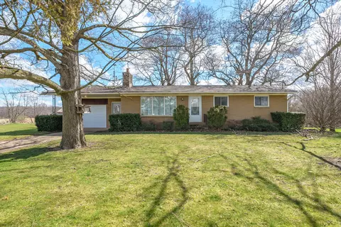 79 28th, Allegan, MI 49010