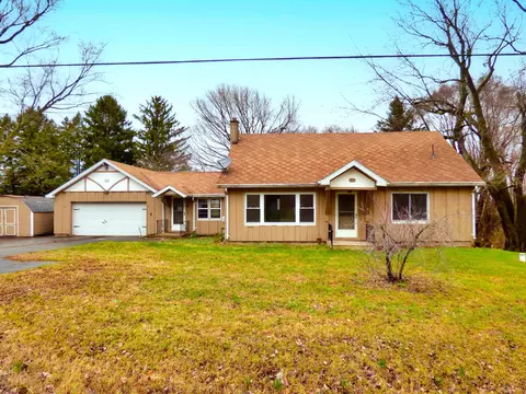 4187 Naomi Rd, Sodus, MI 49126