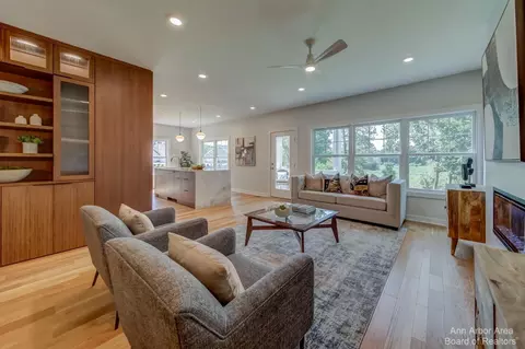 531 Boardwalk Ln, Dexter, MI 48130
