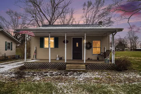 26939 Church St, Edwardsburg, MI 49112