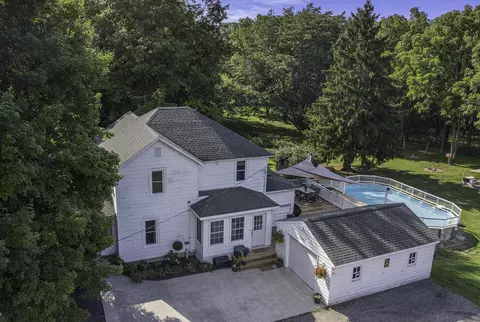 Exterior - 12664 Hoffman Rd, Three Rivers, MI 49093 photo 2 of 13