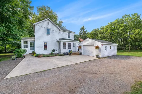 Exterior - 12664 Hoffman Rd, Three Rivers, MI 49093 photo 6 of 13
