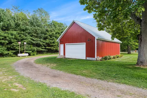 Exterior - 12664 Hoffman Rd, Three Rivers, MI 49093 photo 11 of 13