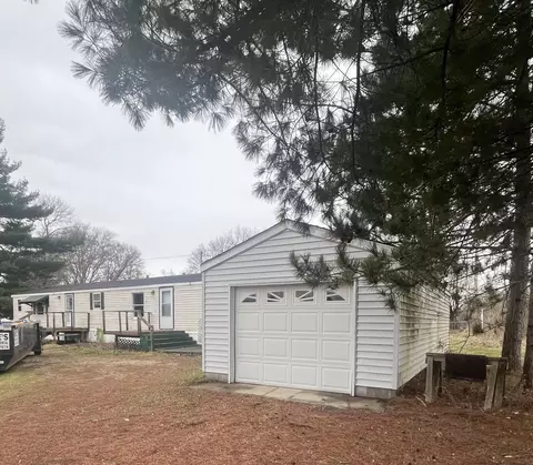 18049 210th Ave, Big Rapids, MI 49307