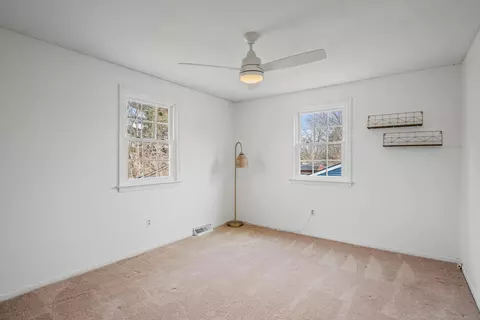 Bedroom - 1683 Cedarlane Dr, Jenison, MI 49428 photo 3 of 3