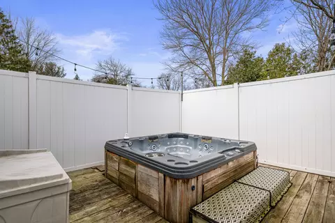Exterior - 1683 Cedarlane Dr, Jenison, MI 49428 photo 6 of 10