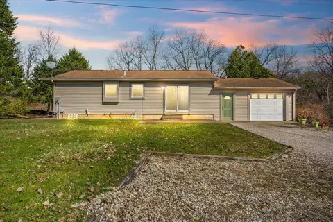 8448 E M36, Whitmore Lake, MI 48189