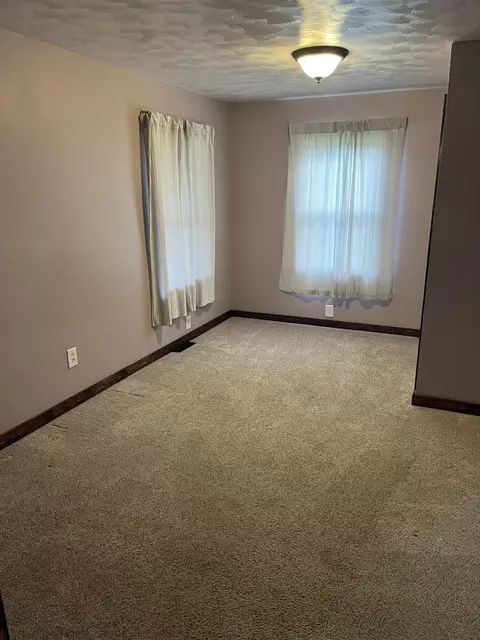944 110th Ave, Plainwell, MI 49080 photo 6