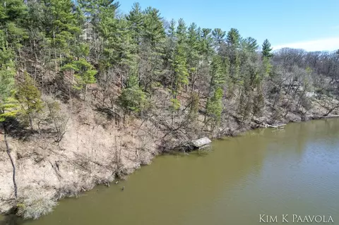 View/Area - 7675 Timber Bluff Rd SE, Ada, MI 49301 photo 6 of 7