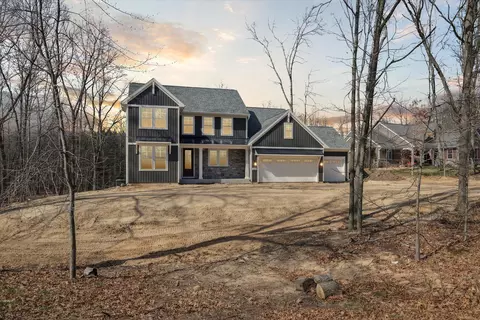 6409 N Shr Cv, Richland, MI 49083