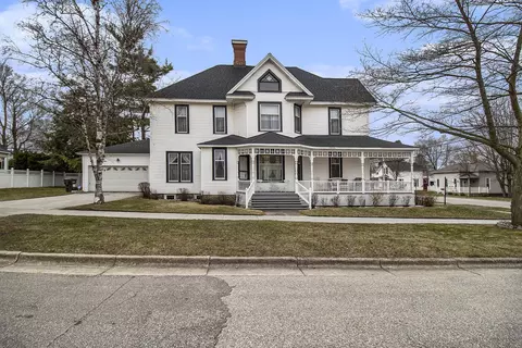 201 S Washington Ave, Ludington, MI 49431