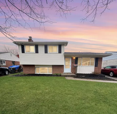 39556 Cather St, Canton, MI 48187