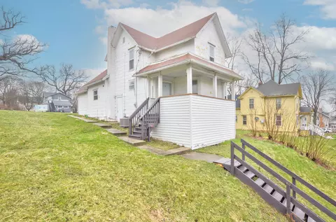 922 S Martin Luther King Jr Dr, Jackson, MI 49203