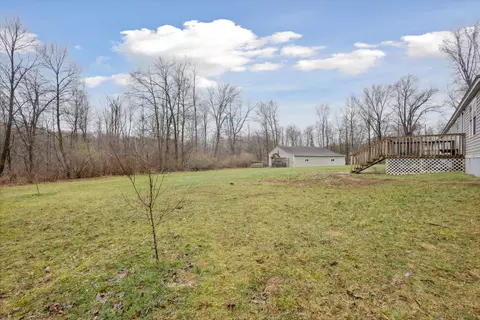 View/Area - 4035 Olmstead Rd, Ionia, MI 48846 photo 1 of 13