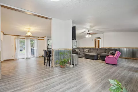 Living - 4035 Olmstead Rd, Ionia, MI 48846 photo 5 of 5