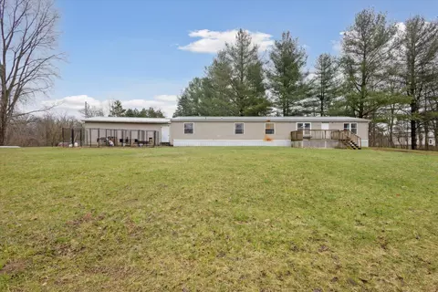 Exterior - 4035 Olmstead Rd, Ionia, MI 48846 photo 6 of 15