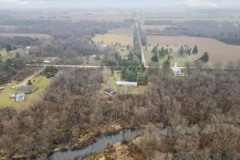 View/Area - 4035 Olmstead Rd, Ionia, MI 48846 photo 9 of 13