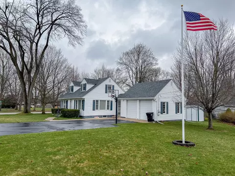 602 Green St, Dowagiac, MI 49047