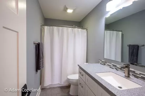 Bath - 11709 Thames Ct, Lowell, MI 49331 photo 7 of 8