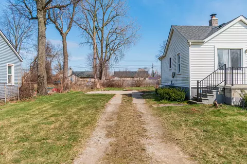 11535 Whitehorn St, Romulus, MI 48174 photo 25