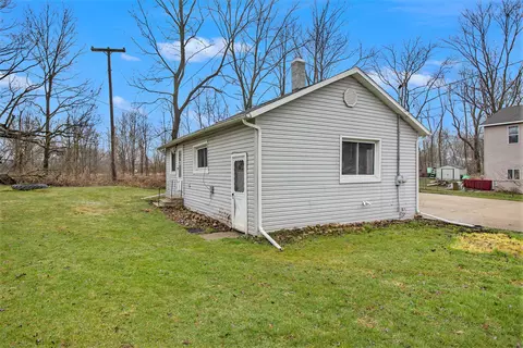 225 Sharkey St, Bellevue, MI 49021 photo 20