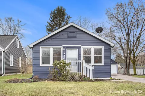 1320 Alberta St NE, Grand Rapids, MI 49505