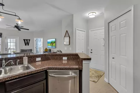 Kitchen - 1946 Coventry Rd, Jackson, MI 49201 photo 5 of 6