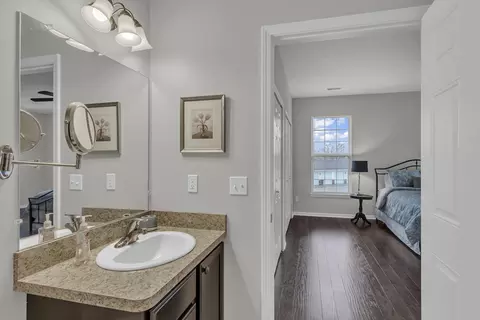 Bath - 1946 Coventry Rd, Jackson, MI 49201 photo 4 of 4