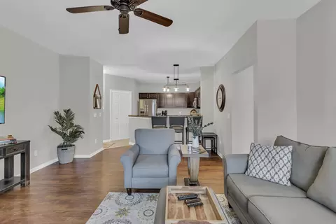 Living - 1946 Coventry Rd, Jackson, MI 49201 photo 4 of 4