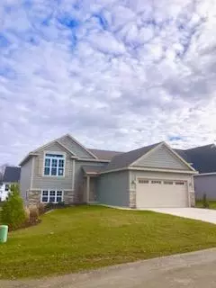 3493 Breezewood Ct SE, Kentwood, MI 49512