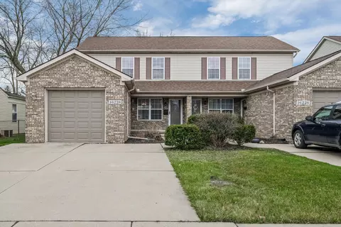 16228 E 11 Mile Rd, Roseville, MI 48066