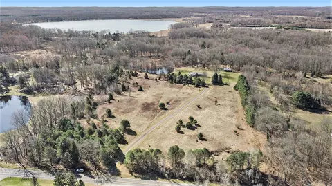 View/Area - 19299 Williamsville Rd, Gregory, MI 48137 photo 2 of 9