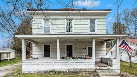 354 W Burr Oak St, Centreville, MI 49032