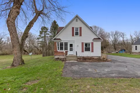 315 Donald St, Rockford, MI 49341