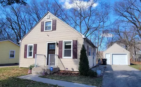 3605 Oak Valley Ave SW, Wyoming, MI 49519