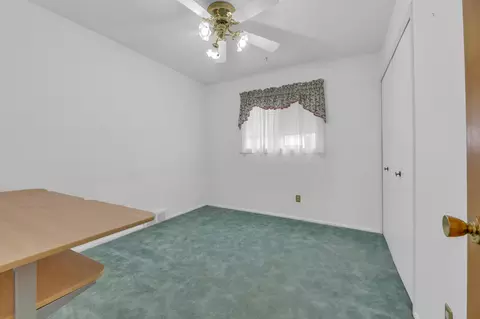 30767 Dover Ave, Warren, MI 48088 photo 8