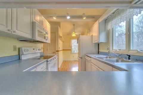 Kitchen - 7051 Gilroy Ct, Spring Arbor, MI 49283 photo 1 of 3