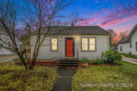119 Robinson St, Allegan, MI 49010
